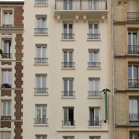 Baldi By Magna Arbor 3* Paris