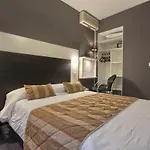 Baldi By Magna Arbor Hotel Parigi