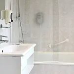 Baldi By Magna Arbor 3* Parigi