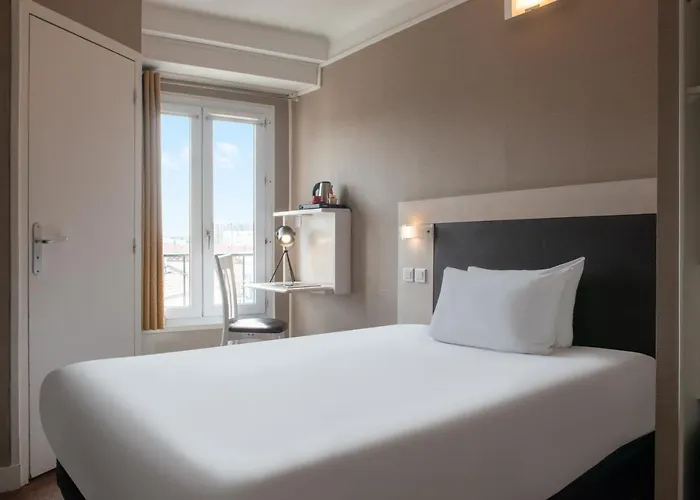 Baldi By Magna Arbor Hotel Parigi