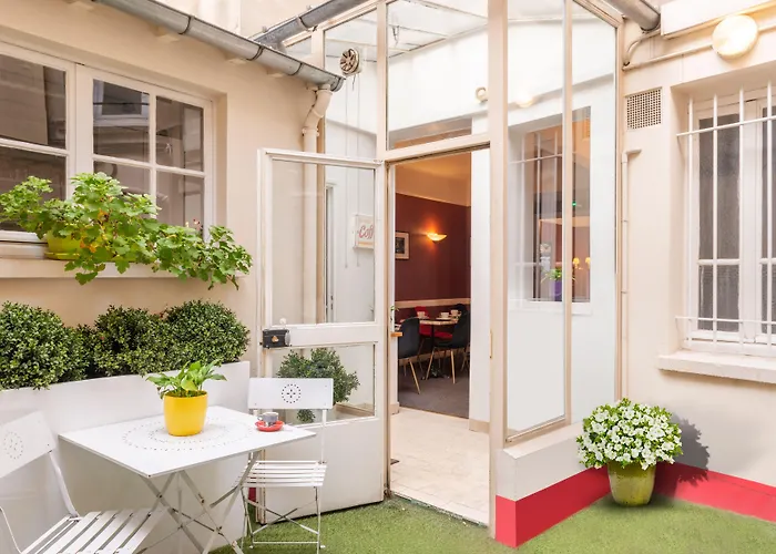 Baldi By Magna Arbor Hotel Parigi